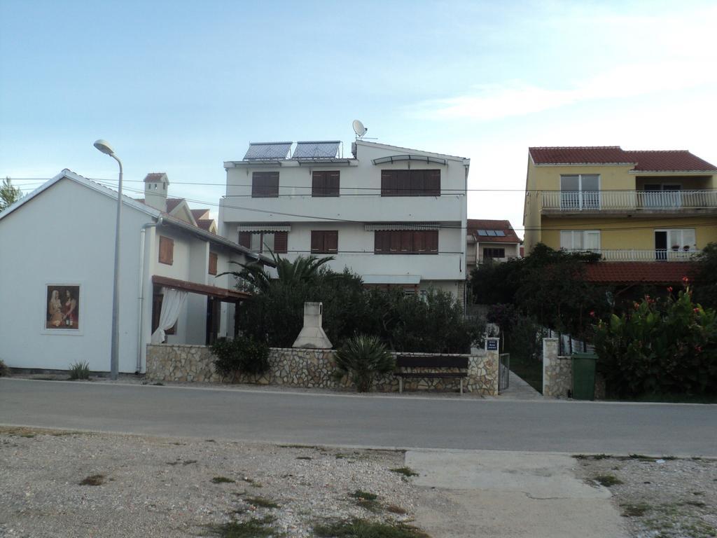 Apartments Jaram Brodarica  Zimmer foto
